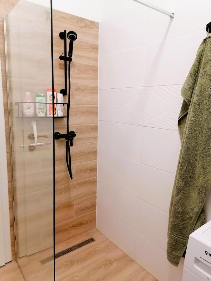 Shine Apartman Szentgotthárd Zewnętrze zdjęcie